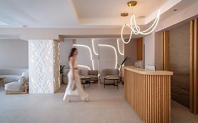 Mary Hotel & Mary Royal Suites